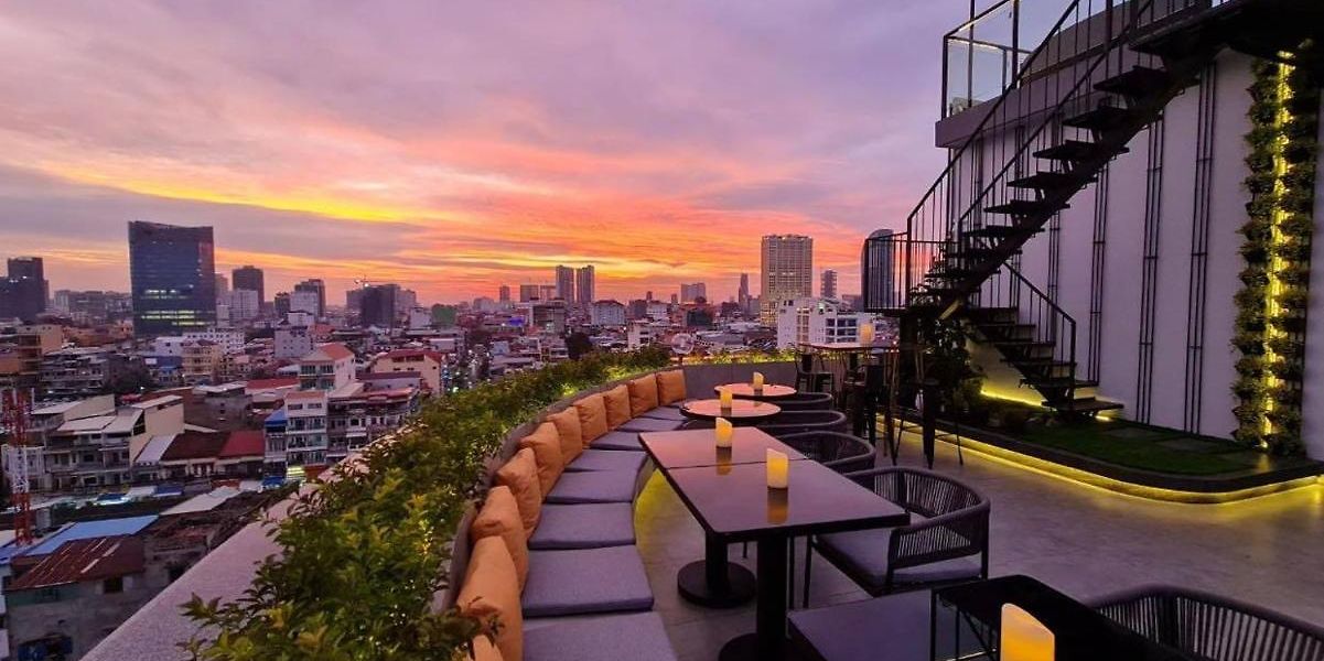The 6 Best Luxury Hotels in Phnom Penh, Cambodia