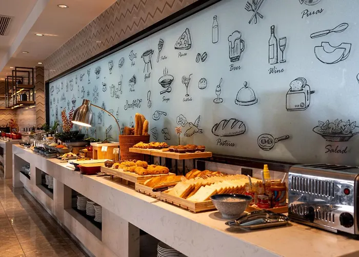 Hotel Maxx Phnom Penh Downtown By H World