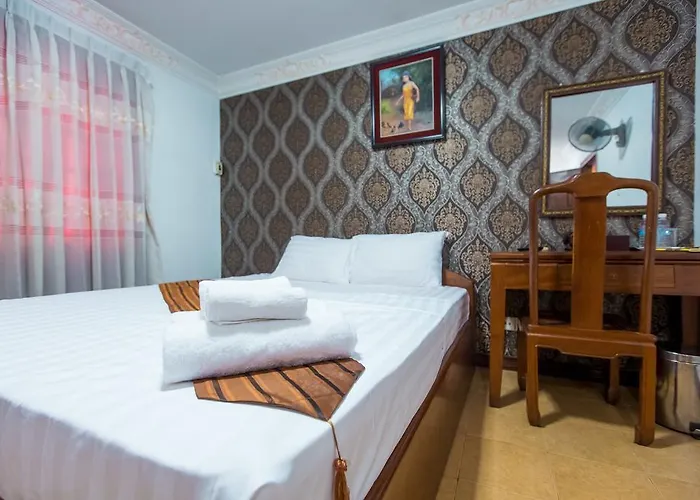 Flamingos Hotel Phnom Penh